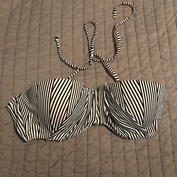 Black and White Stripe Bandeau Bikini Top - Picture 1 of 3